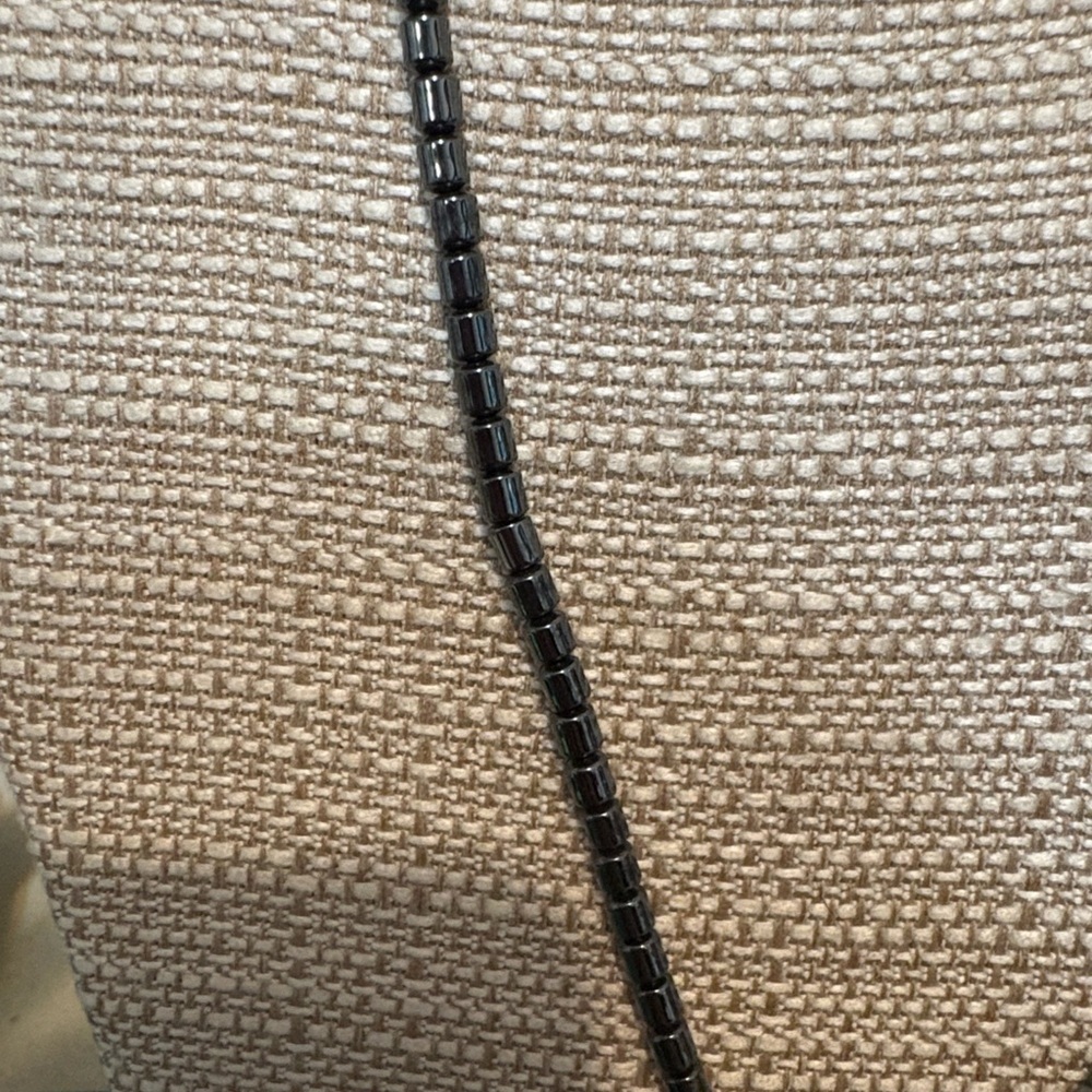 Vintage Hematite Necklace with fancy clasp - Picture 3 of 5